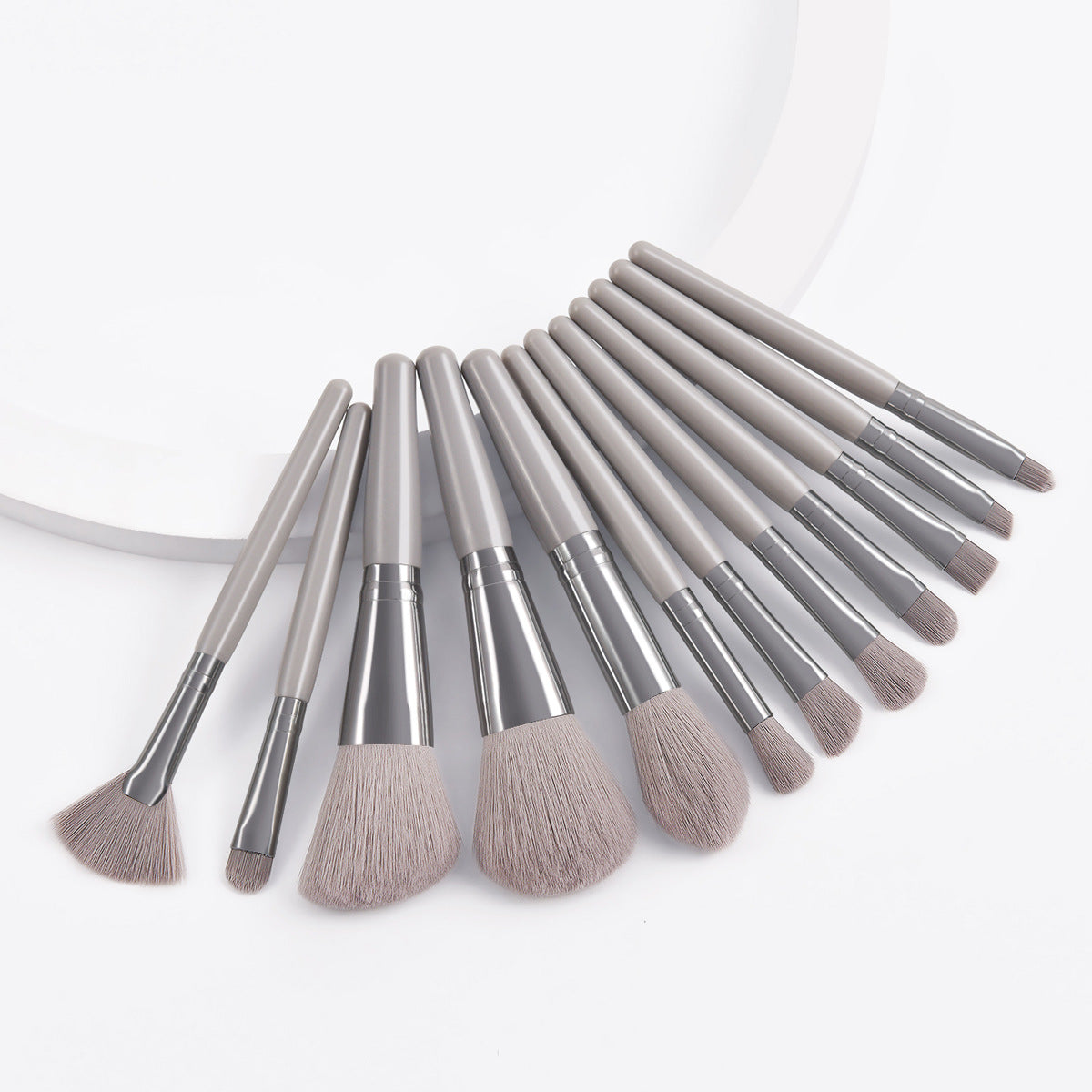 12- Portable Makeup Brush Set - Image 5