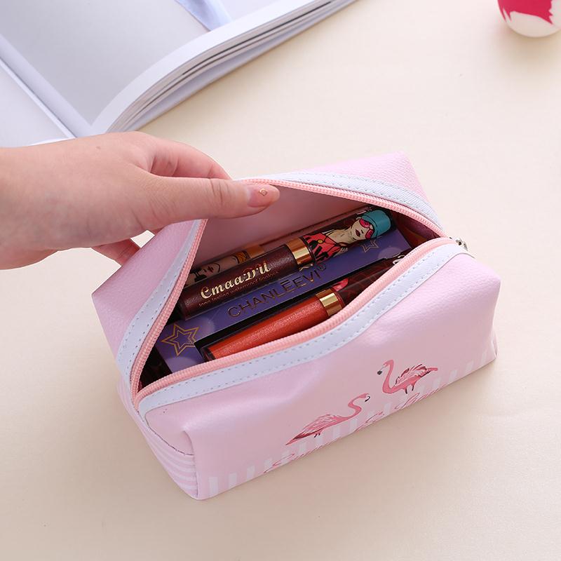 Travel Cosmetic Bag – Compact & Stylish - Image 5